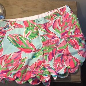 Buttercup short